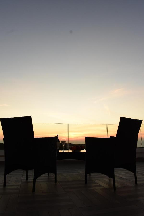 Sunset And Seaview Apartment -Brand New Mellieħa Εξωτερικό φωτογραφία