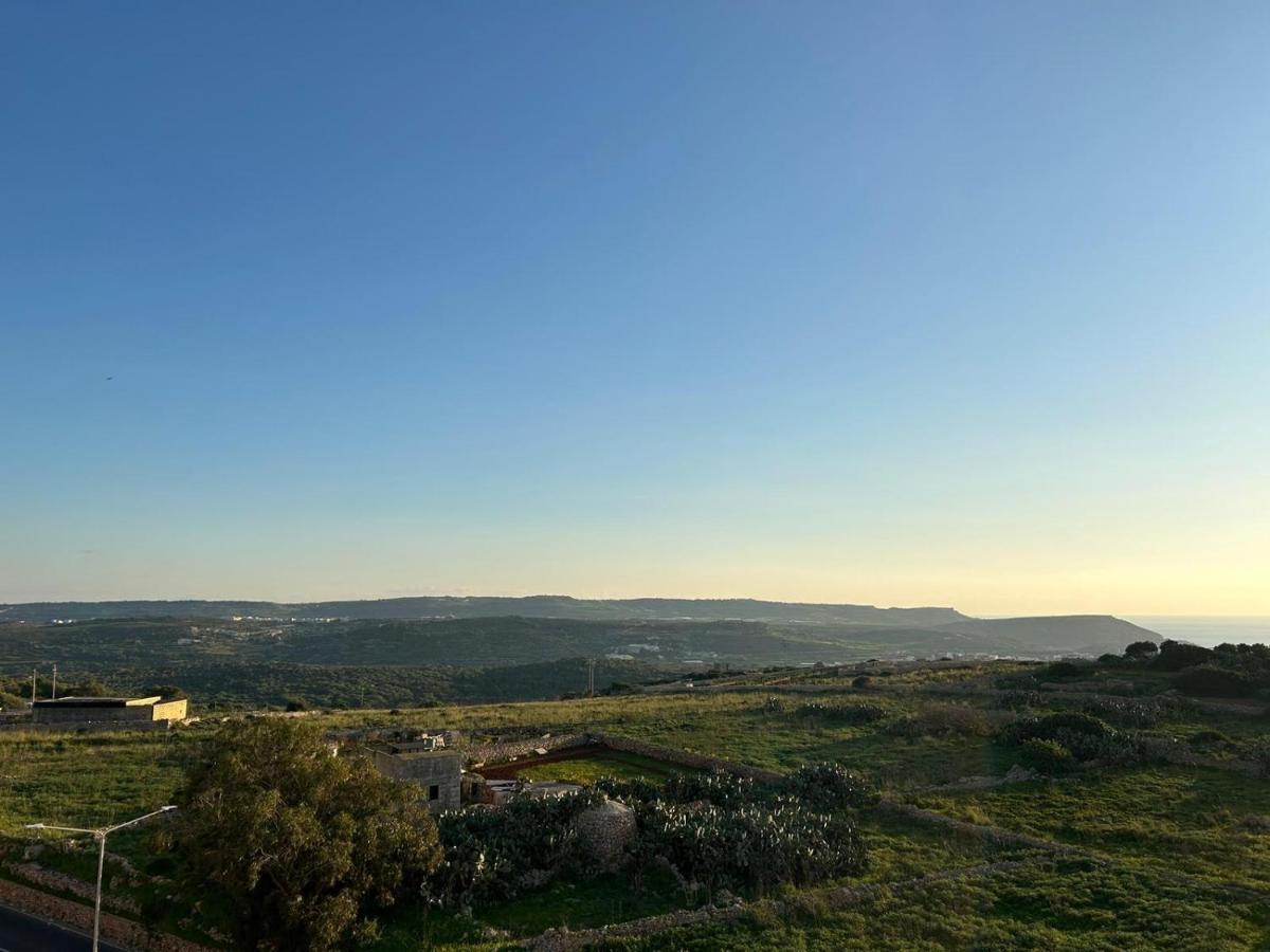 Sunset And Seaview Apartment -Brand New Mellieħa Εξωτερικό φωτογραφία